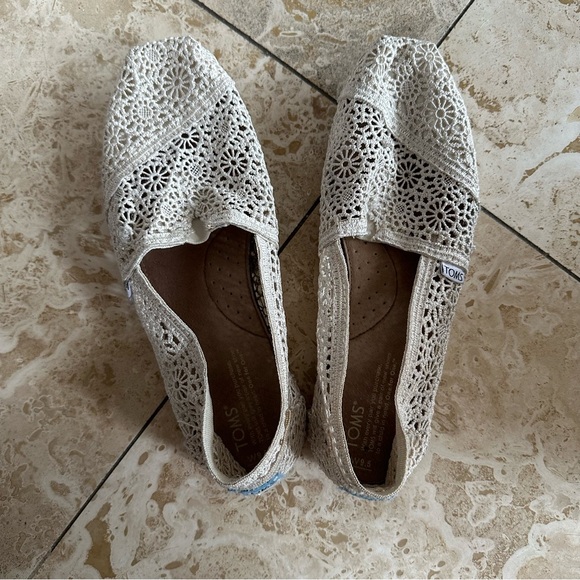 Womens TOMS Alpargata Crochet Slip-On Casual Shoe - Cream Size 9.5 - Picture 1 of 10